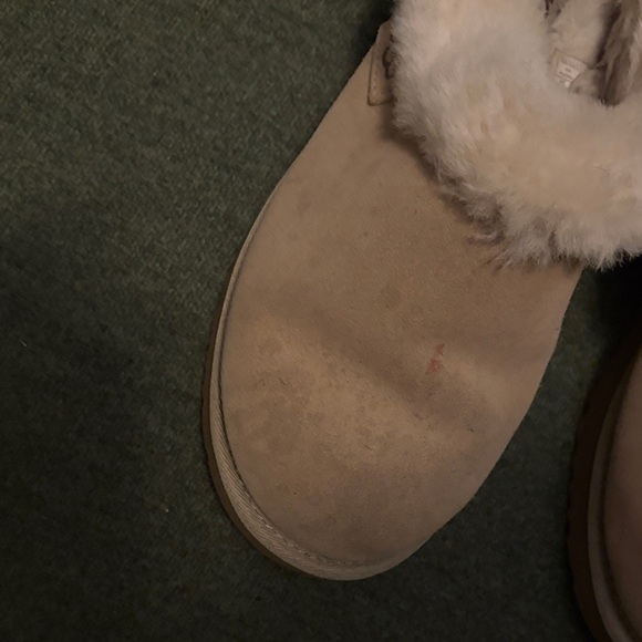 UGG Beige Slippers with Plush Lining - Picture 8 of 13